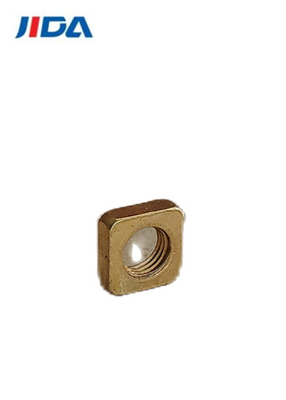 IATF 16949 Bleifreie quadratische Kupferbolzenmutter M3 Überwurfmutter 1,5 mm × 4,6 mm